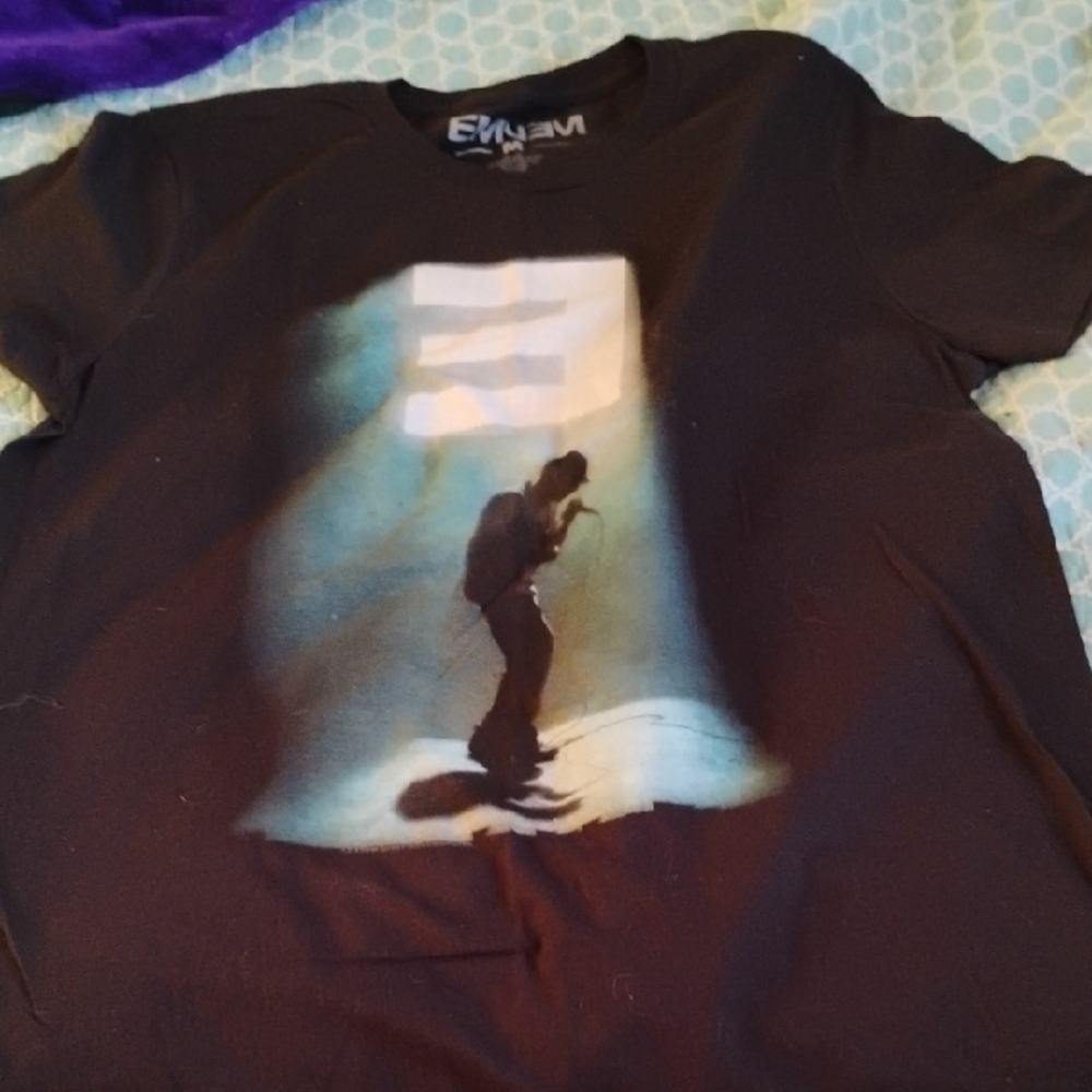 Hot Topic Eminem black short sleeve shirt medium